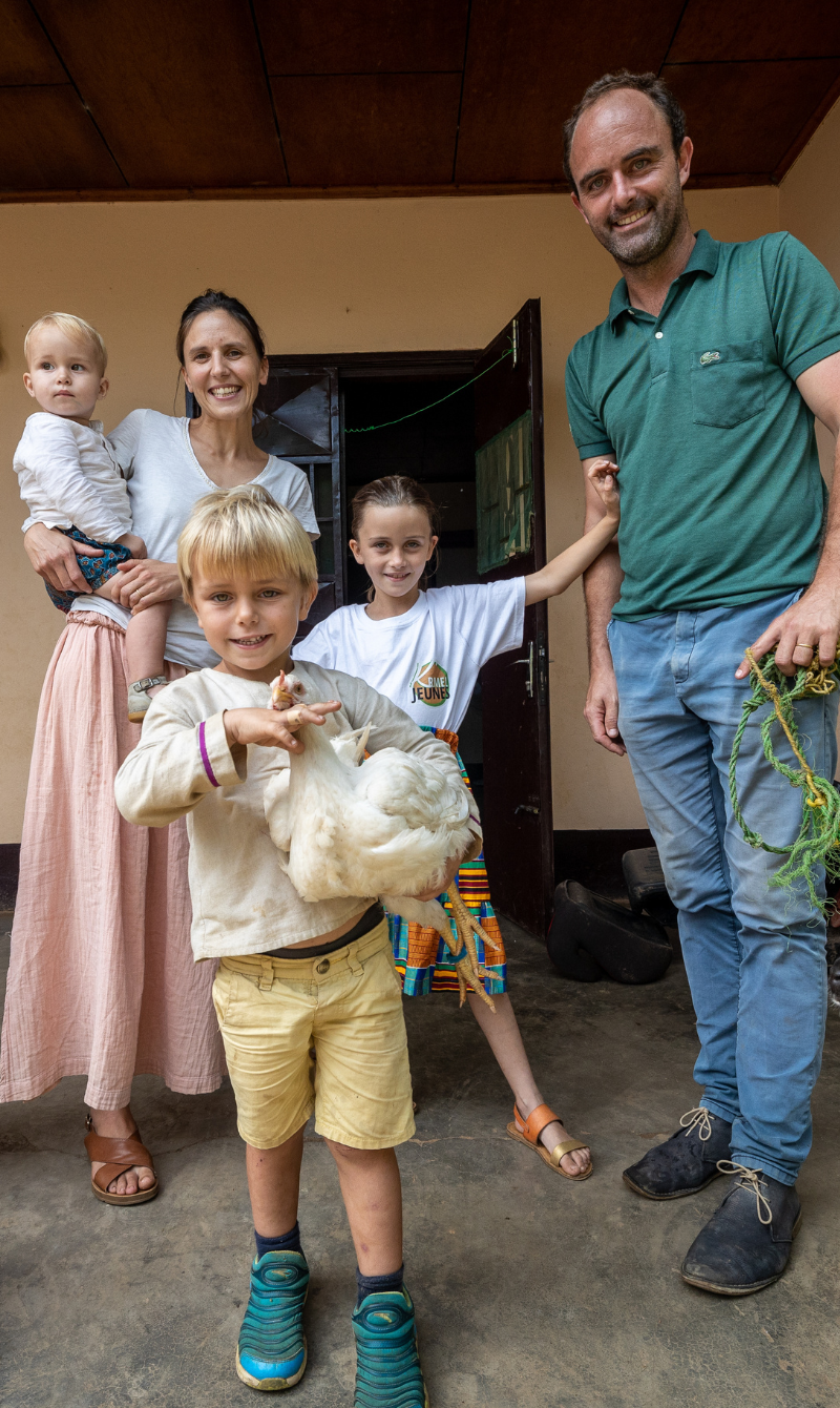 Partir en humanitaire en famille, c'est possible avec l'ONG Fidesco.